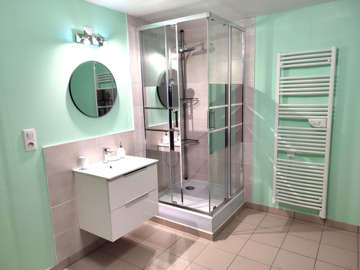 뷔쌍 Les Randogodilleurs Avec Jacuzzi A 2Kms Des Pistes Et 350M Du Theatre Du Peuple ! 빌라 외부 사진